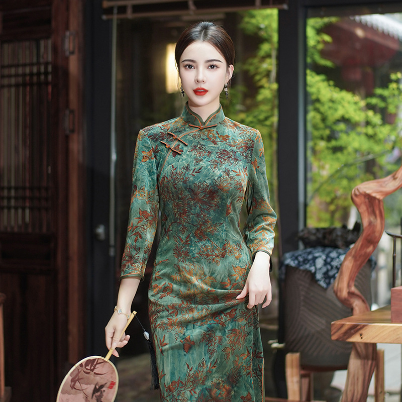 새로운 5 색 여성 Cheongsam 향상된 겨울 플러스 사이즈 드레스 중국어 번체 이브닝 드레스 긴 Qipao 의상