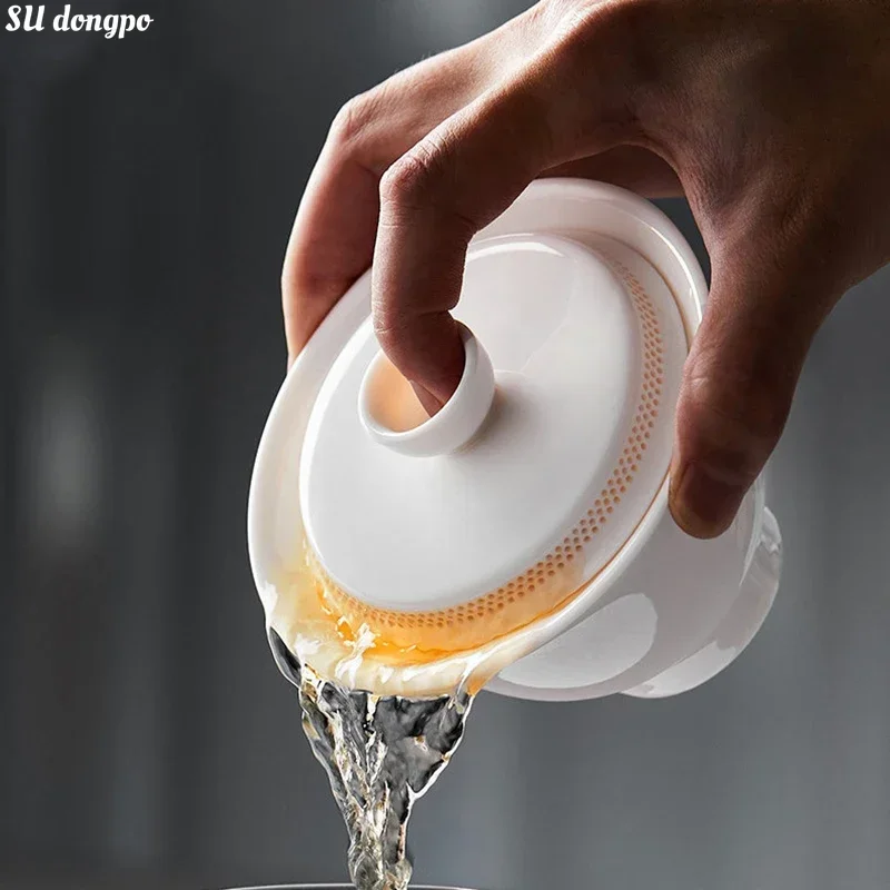 แกะไขมันหยกพอร์ซเลนสีขาว Gaiwan, ชามชากรอง, การออกแบบป้องกันการลวก, ถ้วยชาเซรามิกเดี่ยว, ชุดน้ําชากังฟู