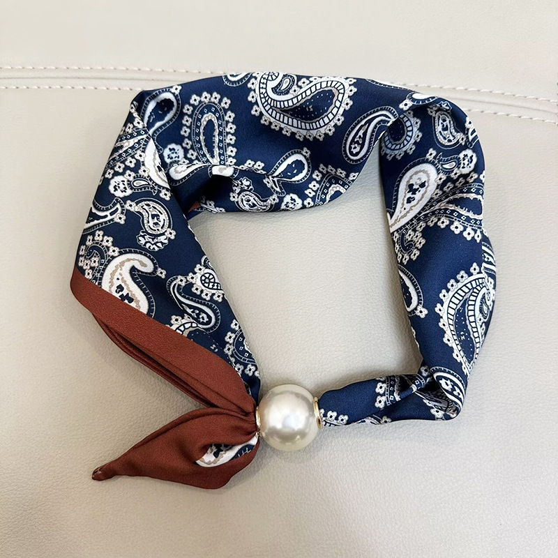 1/2PCS Elegante Pañuelo con Cola de Perla y Cierre Magnético, Novedad de Verano, Versátil, Transpirable, Accesorio Artístico de Moda, Pañuelos para el Cuello