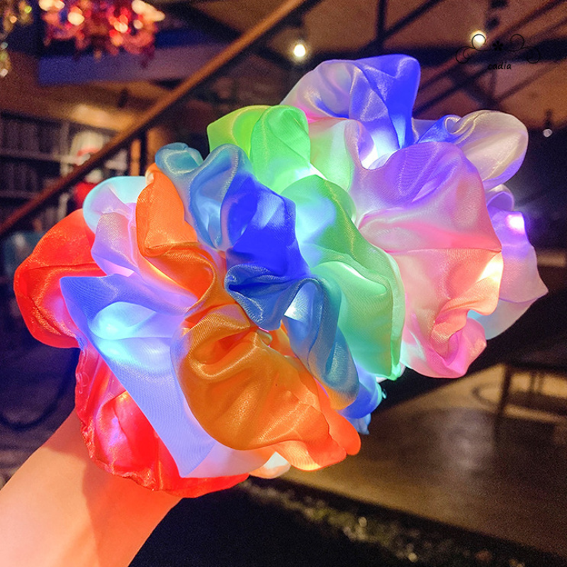 10szt LED Hair Scrunchie Light Up Hair Scrunchy Ponytail Holder Nakrycia głowy Elastyczne satynowe opaski do włosów Dziewczęce akcesoria do włosów na imprezę