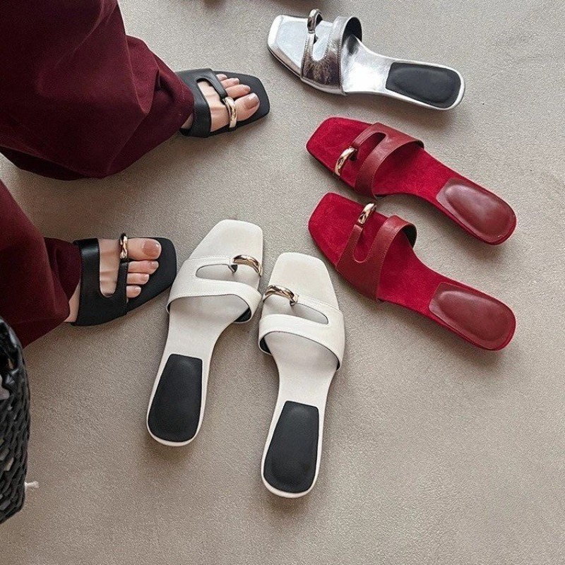 Kapcie damskie Casual antypoślizgowe designerskie wygodne sandały na świeżym powietrzu modne eleganckie płaskie buty letnie nowe slajdy kapcie damskie