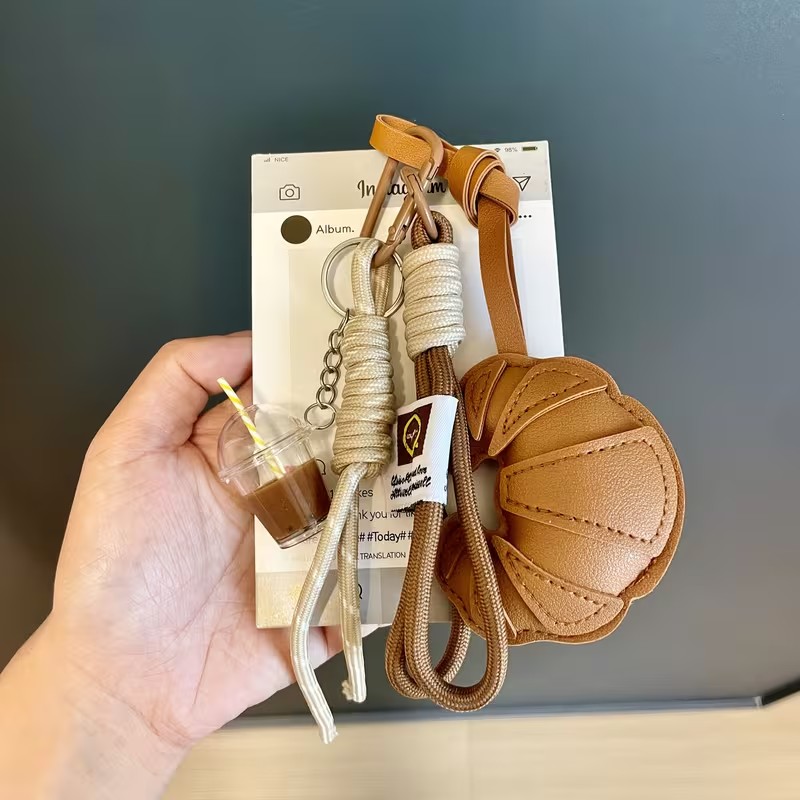 Neuer geflochtener Seil-Croissant-Schlüsselanhänger, herzförmiger Anhänger für Handytaschen, Charms, Ornamente, Geschenke