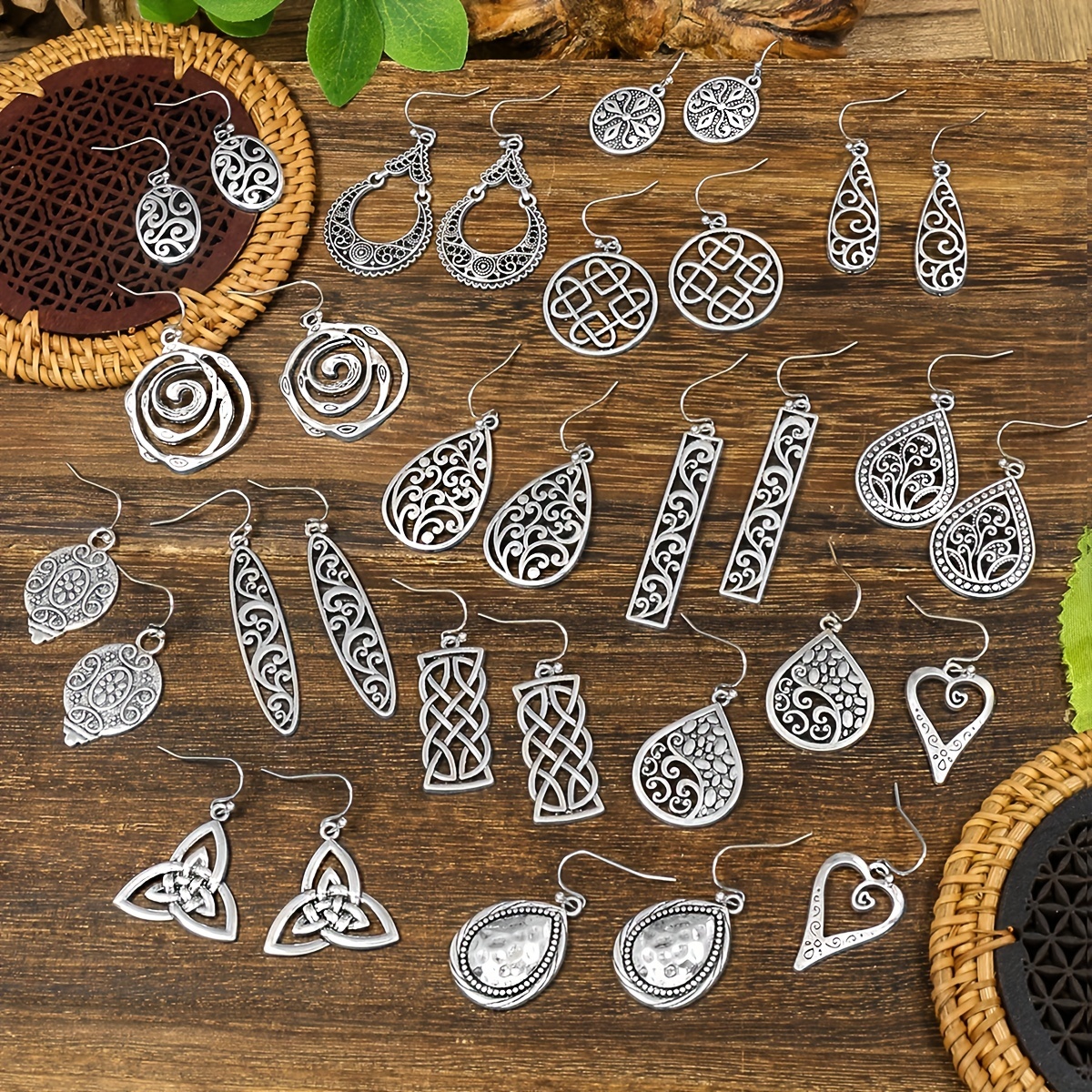 Gaya etnik anting indah dan kompak untuk wanita & Pria anting menjuntai berongga aksesoris Bohemian pesta perlengkapan sehari-hari