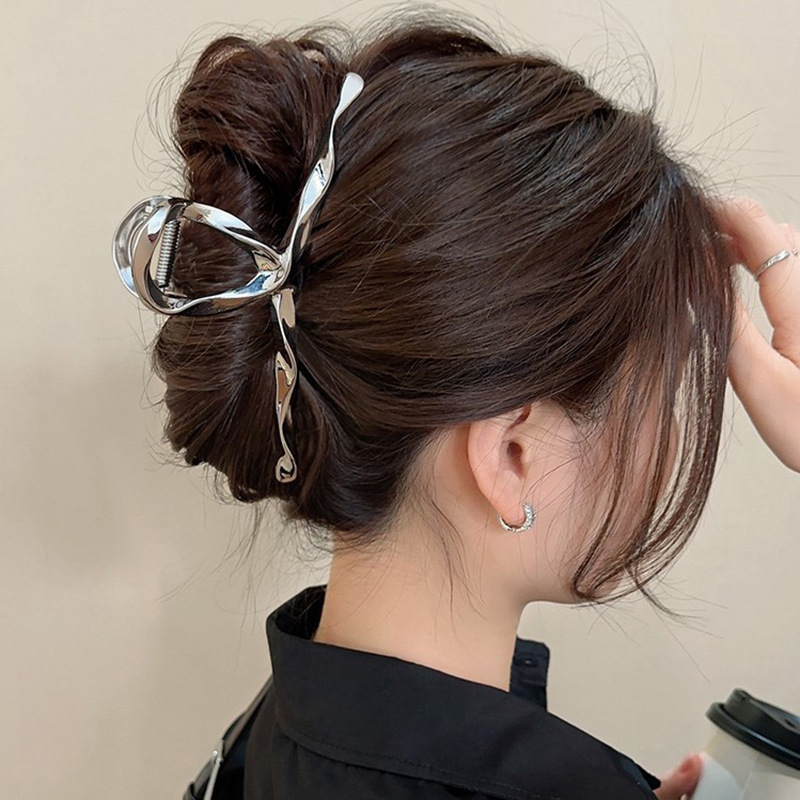 Horquillas geométricas de Metal para el pelo, horquillas de cangrejo, pinzas para el pelo cruzadas a la moda, pasadores para mujeres y niñas, accesorios coreanos para el cabello con Clip para cola de caballo
