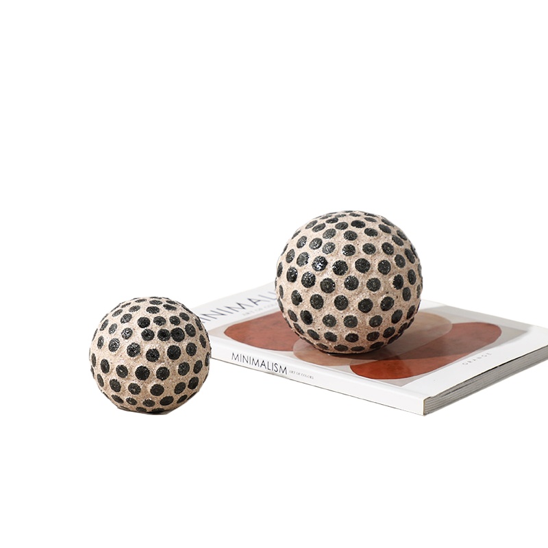 Ornamen kecil keramik berbentuk bola dengan motif polkadot bergaya kuno Wabi Sand, dilukis tangan, untuk model rumah, B & B, ruang tamu