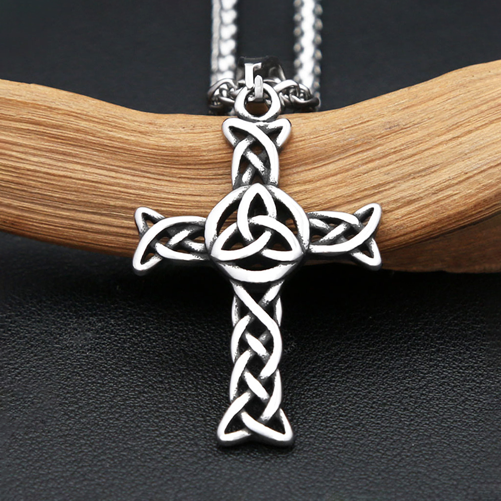 Vintage แฟชั่น Cross จี้สร้อยคอสําหรับผู้ชายผู้หญิง 316L สแตนเลส Nordic ไวกิ้ง Celtic Knots สร้อยคอ Amulet เครื่องประดับ