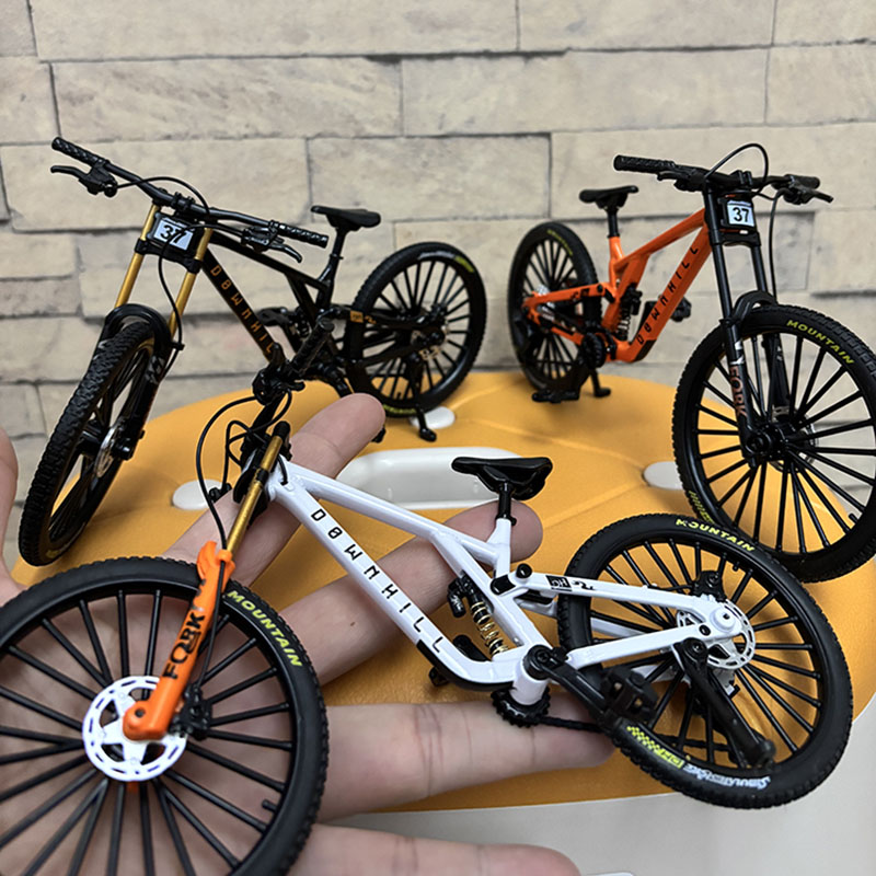 Bicicleta de aleación a escala 1:8, mini bicicletas de dedo fundidas a presión, simulación, colección, regalos, juguetes para niños 37A