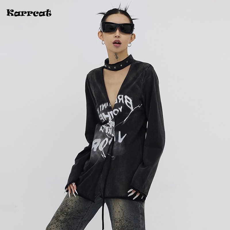 Karrcat Grunge estetica camicia invecchiata Cyber Y2k camicette nere camicie con stampa Graffiti gotici vestiti con scollo a v stile Yamamoto