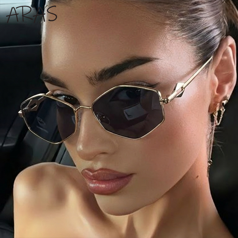 New Vintage Mode Hexagonale lunettes de Soleil Femmes 2026 De Luxe Marque Sexy Punk Rhombus Lunettes de Soleil Pour Dame En Métal Cadre Lunettes Nuances