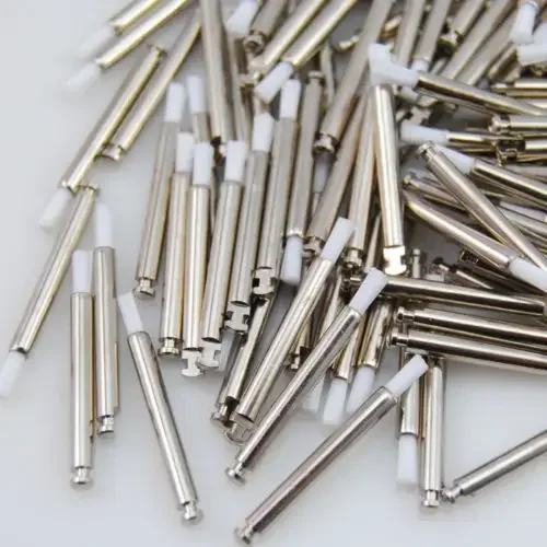 100Pcs Dental Polieren Pinsel Prophy Pinsel Nylon Borsten Gummi Flache Scharfe Polierer Oral Reinigung Zähne Bleaching
