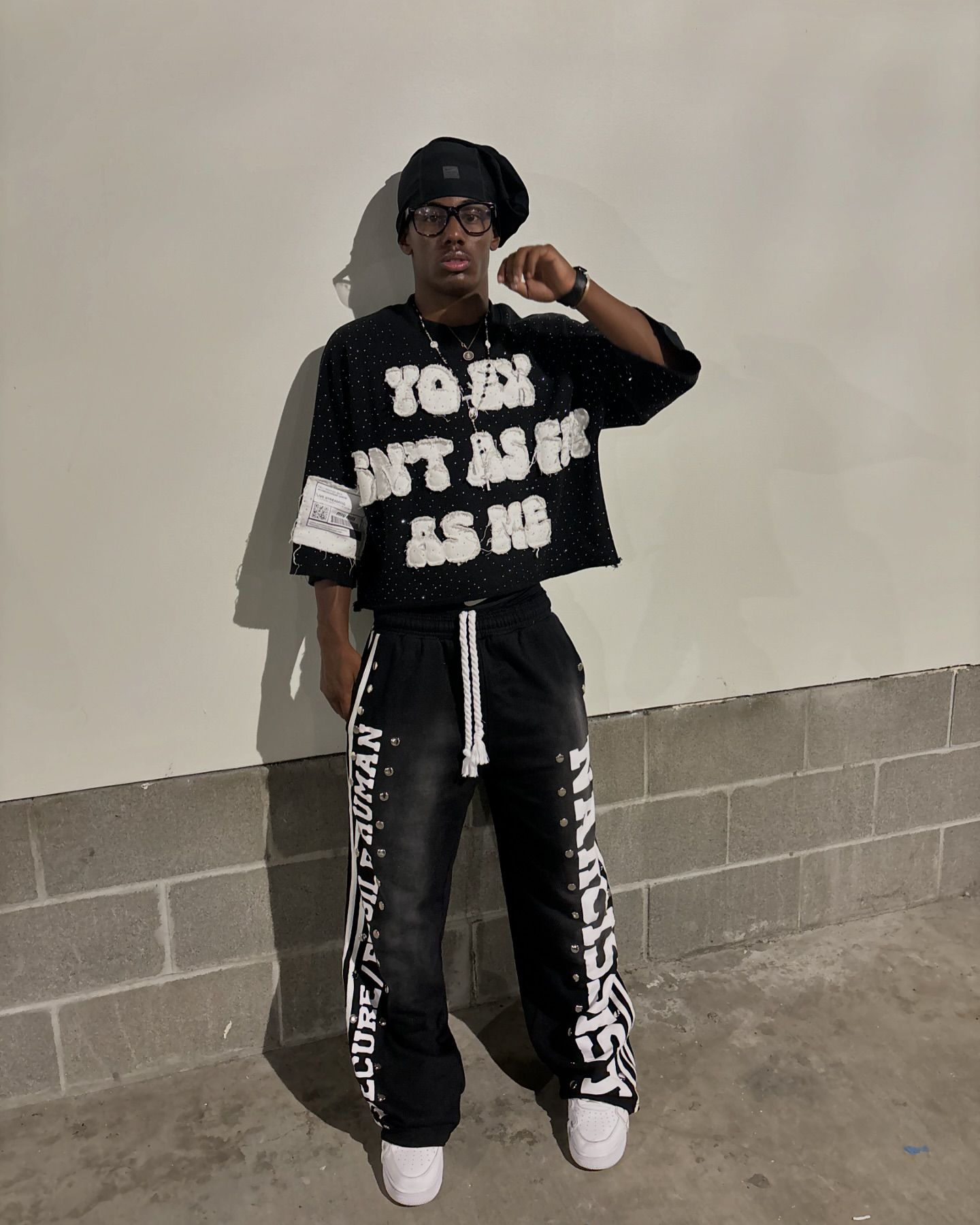 ゴシック文字パッチワーク Y2k 服男性ヒップホップレトロスパンコールストライプスウェットパンツ Tシャツ 2 点セットカジュアルトラックスーツ男性