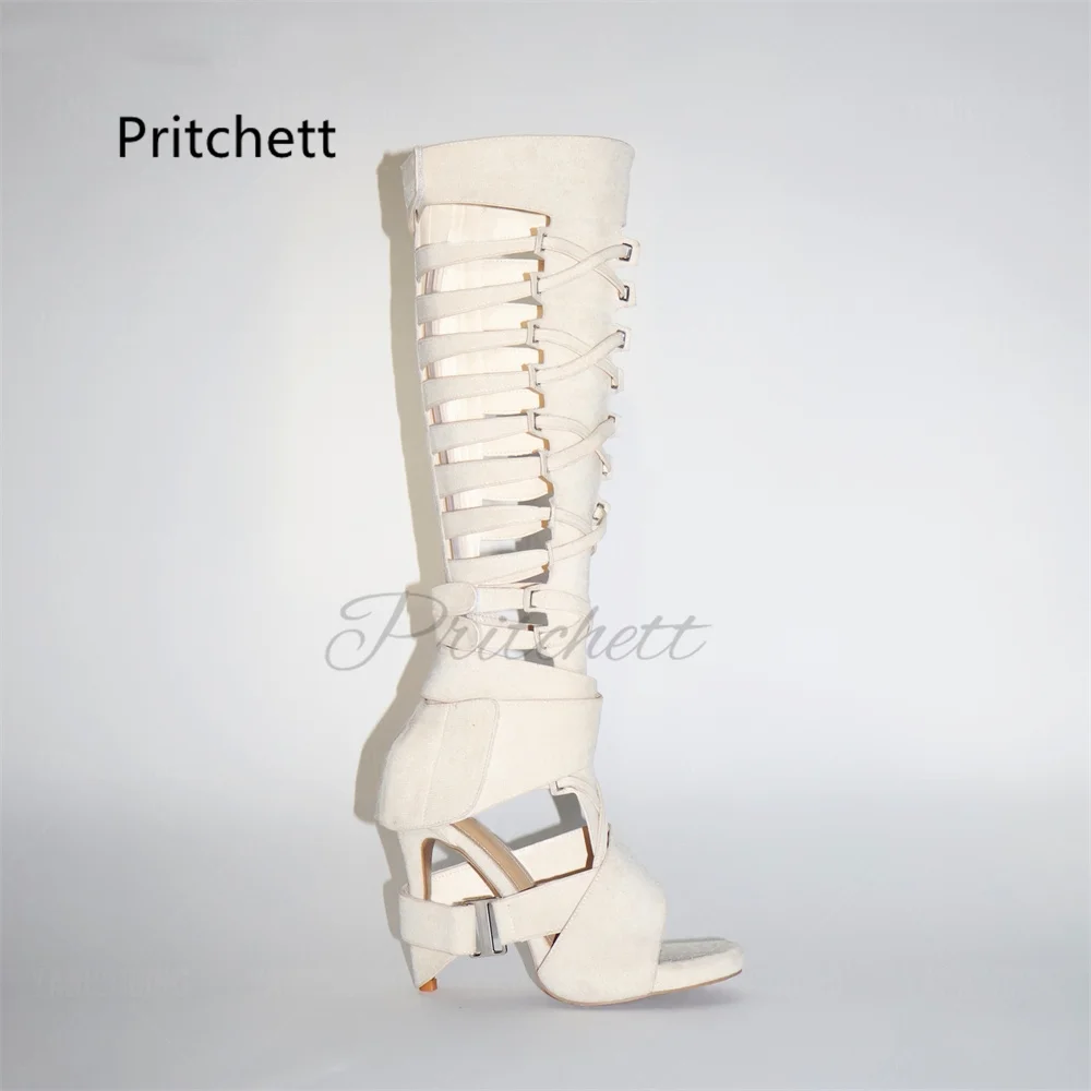Sandales bottes hautes à boucles creuses pour femmes, style gladiateur tendance à brides croisées, talons hauts, bout ouvert, en daim