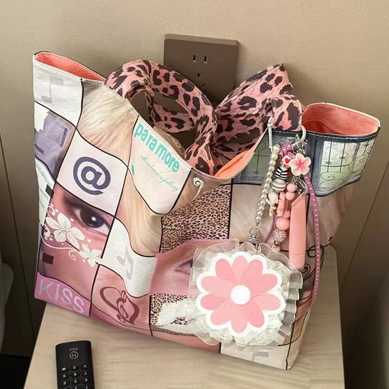 Tas Tote Cetak Seni Kolase Y2k Girls, Tas Bahu Kapasitas Besar, Desain Patchwork Edgy, Tas Tangan Trendy Streetwear