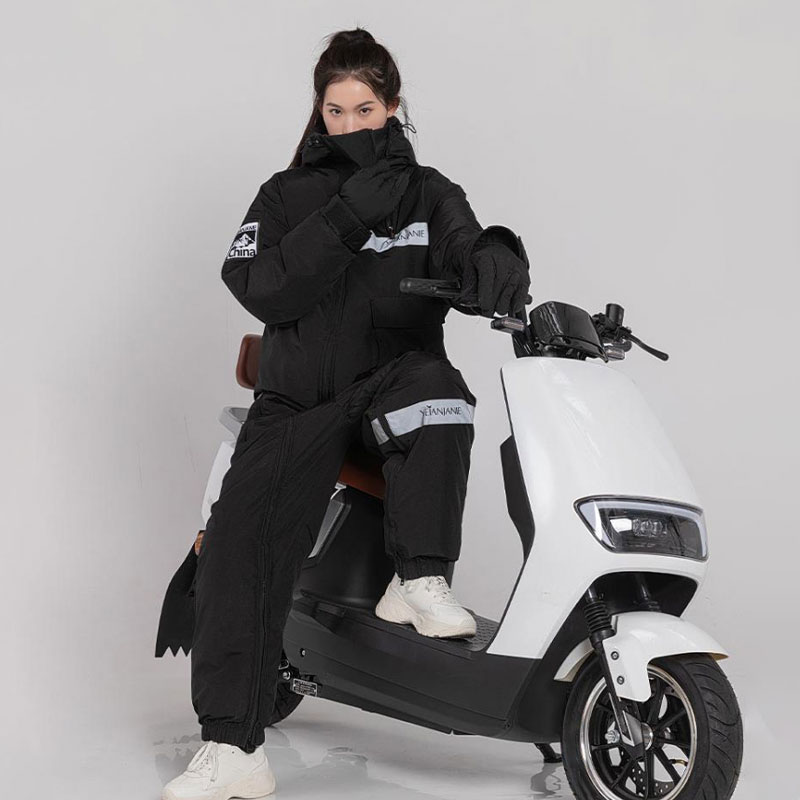 オートバイに乗るためのオールインワンの服,防風・防寒服,暖かくて厚いぬいぐるみ,スノーモービル,冬