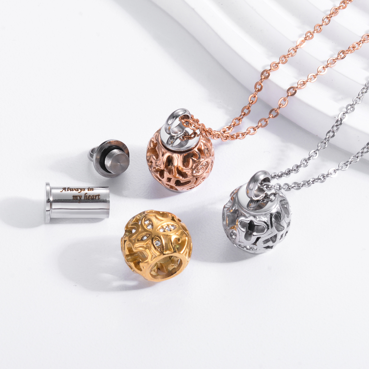 Collana per cremazione con urna di cristallo a farfalla cava, sempre nel mio cuore, pendenti commemorativi per gioielli di moda per ceneri