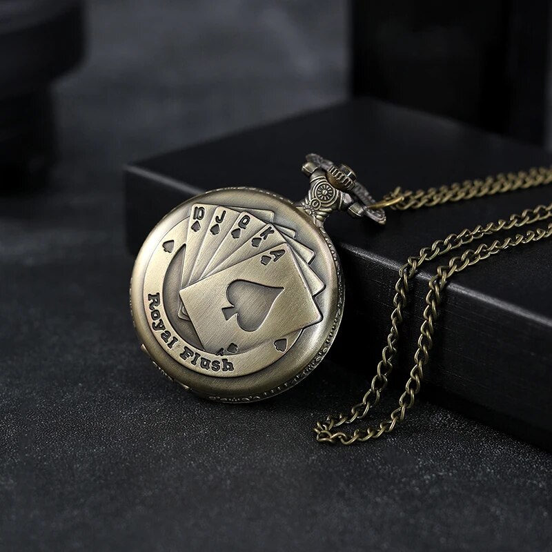 Melhores presentes relógio de bolso de quartzo de luxo design cartão de jogo colar pingente relógio de bolso para homens e mulheres