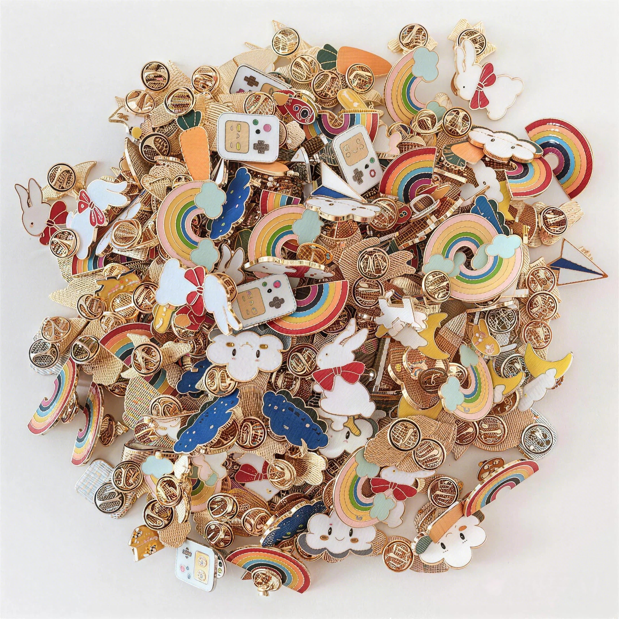 10-100Pcs Random Metal Enamel Brooches Cute Cartoon Animal Plant Pins Multiple Style Badges For Women's Clothing Bags Backpacks