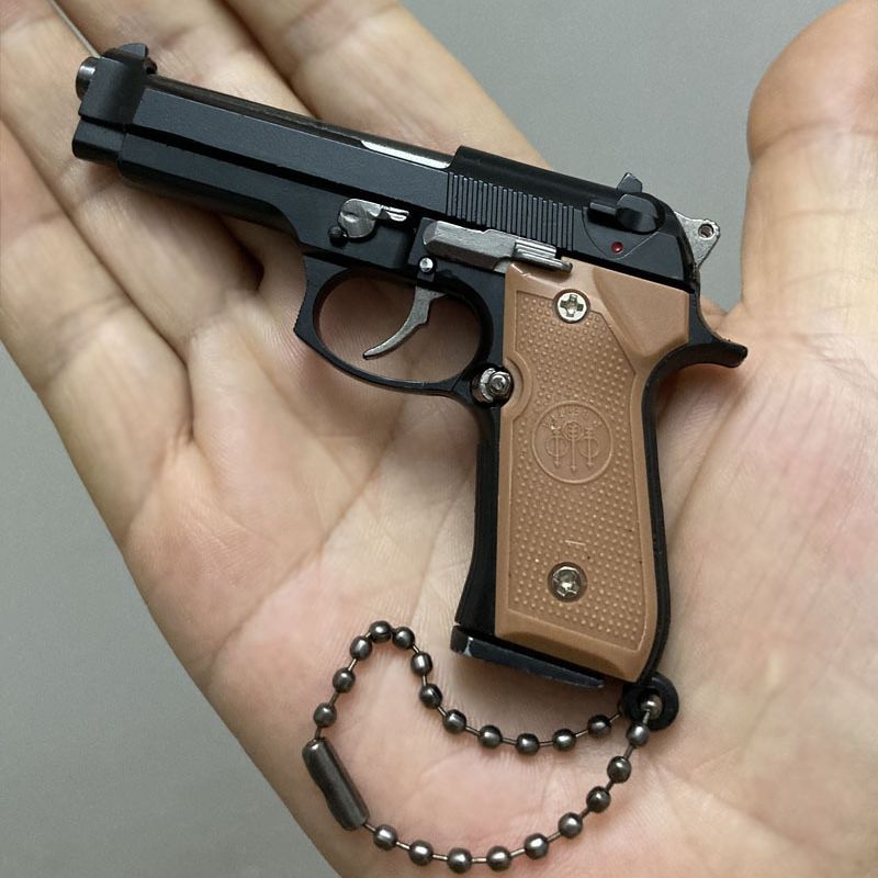 Металлический Игрушечный Пистолет M92 В Масштабе 1:3, Металлический Брелок Унисекс, Мини-пистолет PUBG, Тематическое Украшение