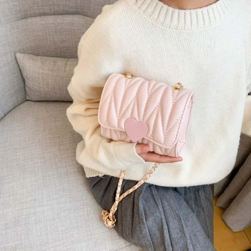 Precioso y dulce 2023 nueva versión coreana bolsos laterales para niñas moda bolsos cruzados combinables para mujeres bolsos pequeños con bolsillo con solapa