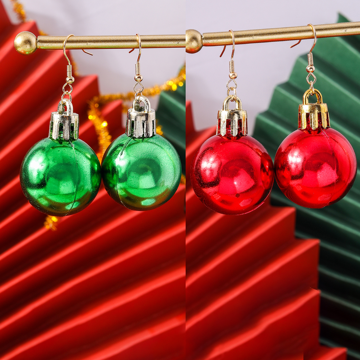 Aihua bola lampu Natal kreatif anting untuk wanita warna-warni Selamat Natal menjuntai anting Xmas perhiasan hadiah