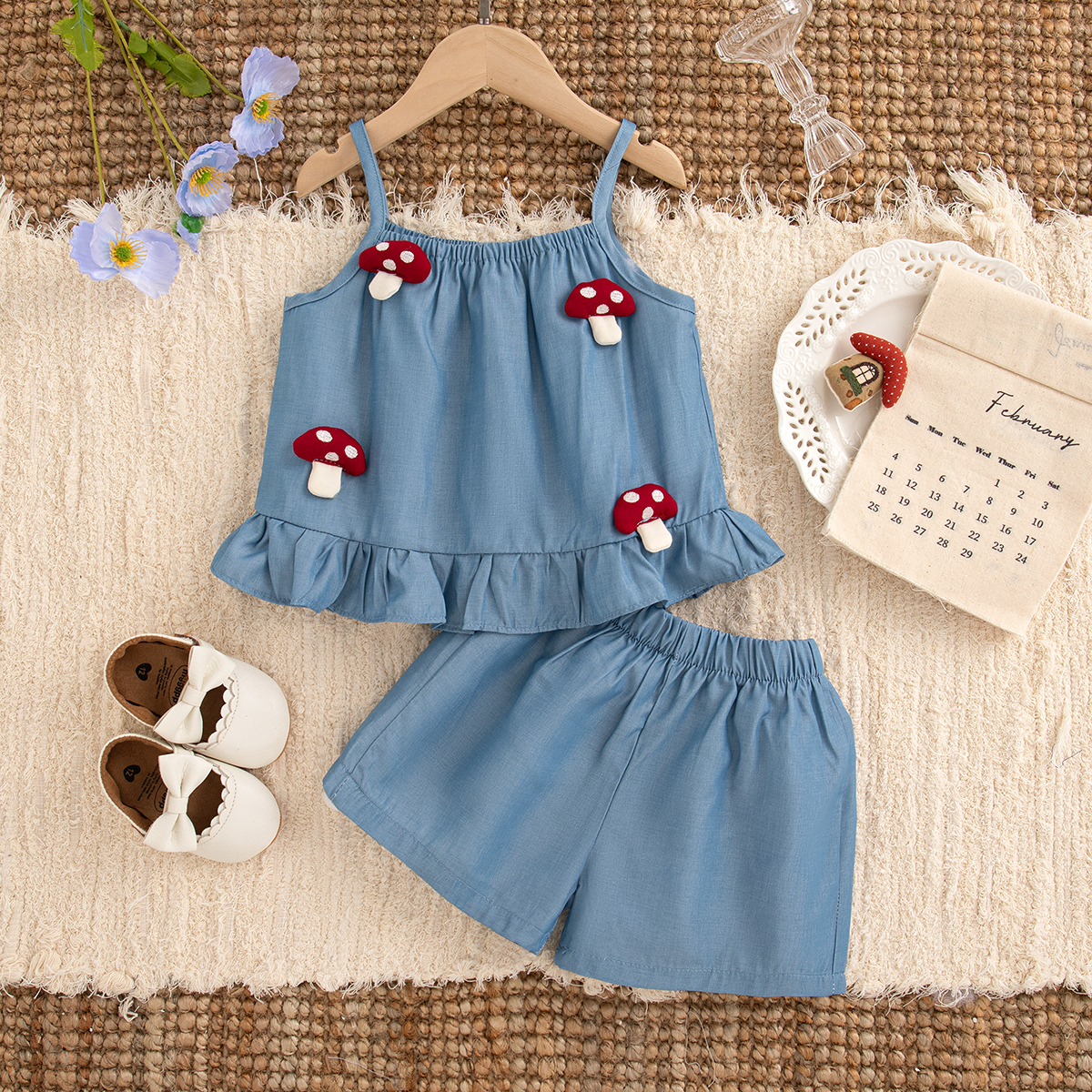Set voor babymeisjes Leuke decoratieve jarreteltopjes met shorts Blauwe set Twee stukken Zomer Casual uitjekleding