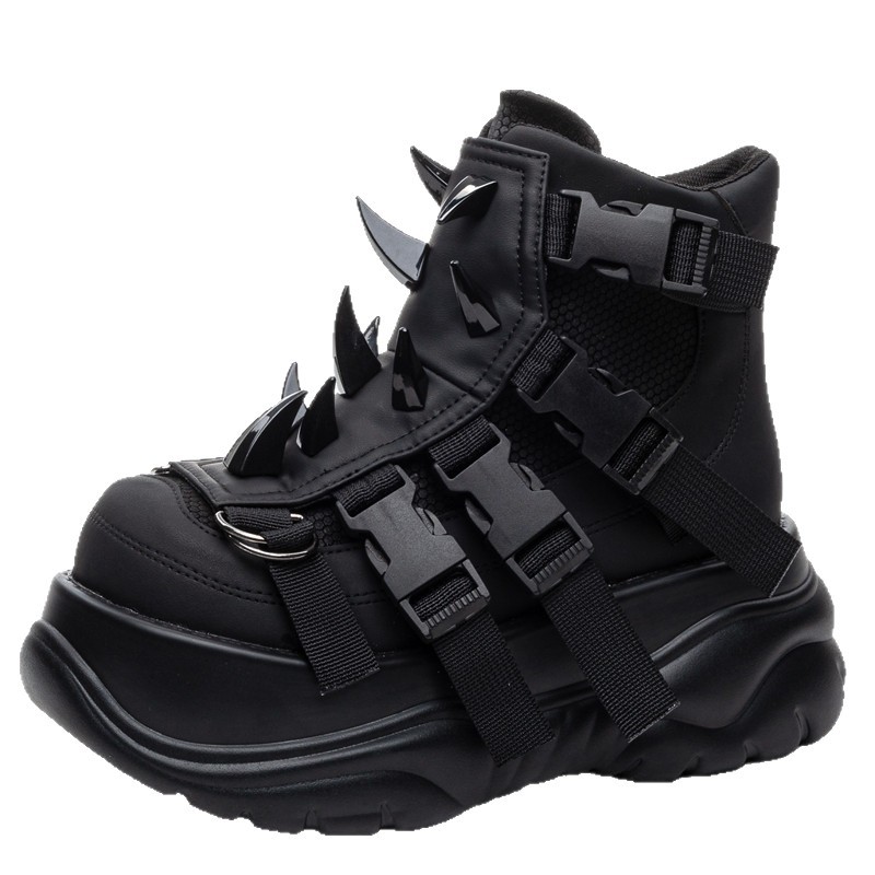 2025 New Women Punk Rivet Muffin Platform Sports Retro Rivets Heavy Metal Short Boots