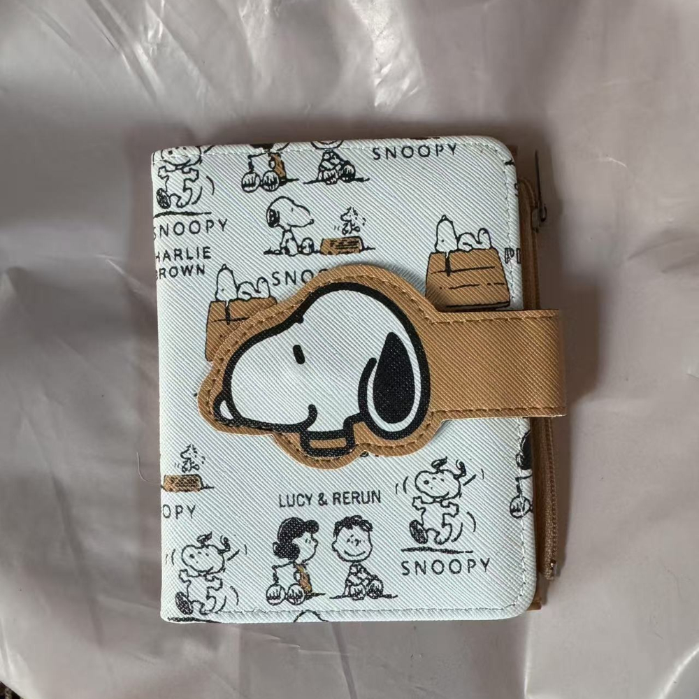 Милые кошельки Snoopy, женские и мужские кошельки, мультяшные аниме, графический принт, карты, портативный кошелек большой емкости, подарки на день рождения