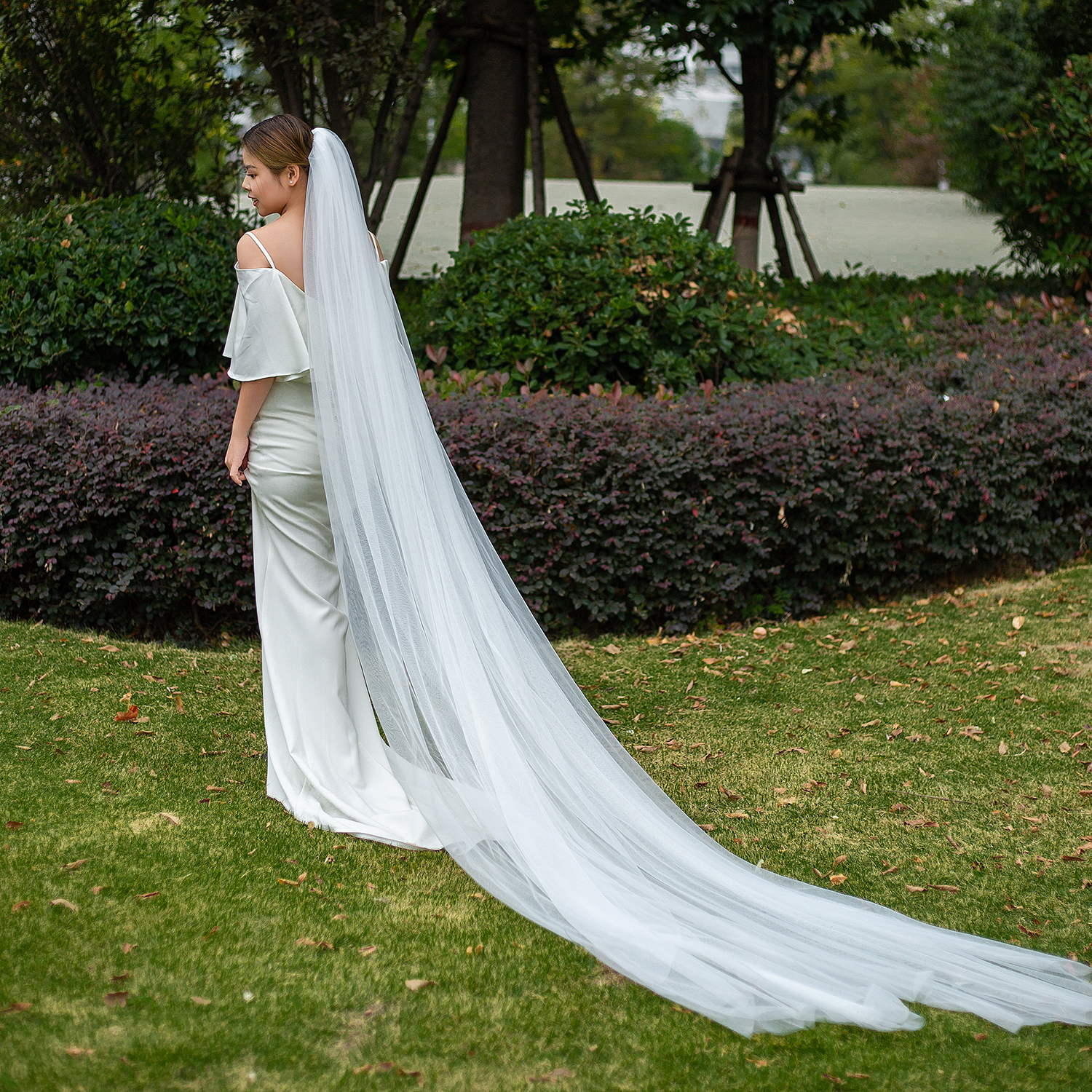 Elegant Bridal Veil with Comb 3 Meter 1 Layer/2 Layer White Ivory Simple Bride Cathedral Veils Wedding Accessories