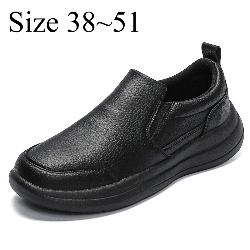 Scarpe da ginnastica comode da uomo in pelle slip-on Scarpe sportive casual da passeggio Impermeabili nere Atletiche Plus Big Size 48 49 50