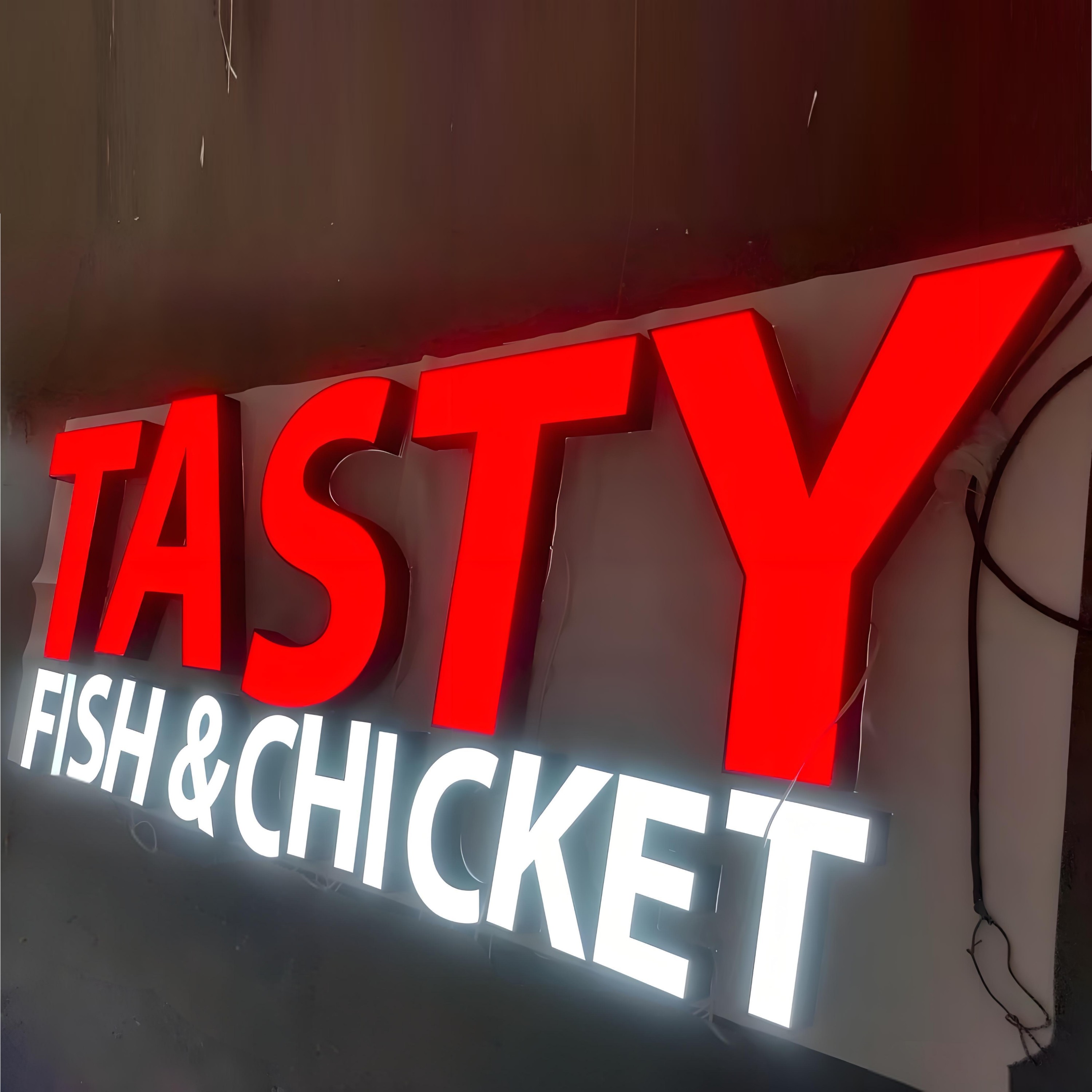 Letreros de letras de canal Facelit 3D personalizados, letras LED para decoración de pared, publicidad al aire libre, carteles de logotipo LED de negocios