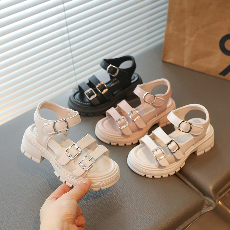 Sandali romani robusti per bambine con cinturini con fibbia 2026 Nuovi sandali da spiaggia per bambini estivi Suola morbida Scarpe stile Boho classico chic