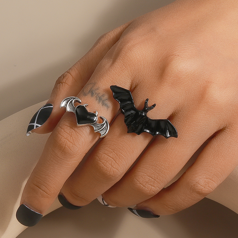 Airua cincin Halloween, set cincin Halloween logam baru, kelelawar Halloween, cincin jari dapat disesuaikan, hadiah perhiasan pesta malam Halloween 2 buah