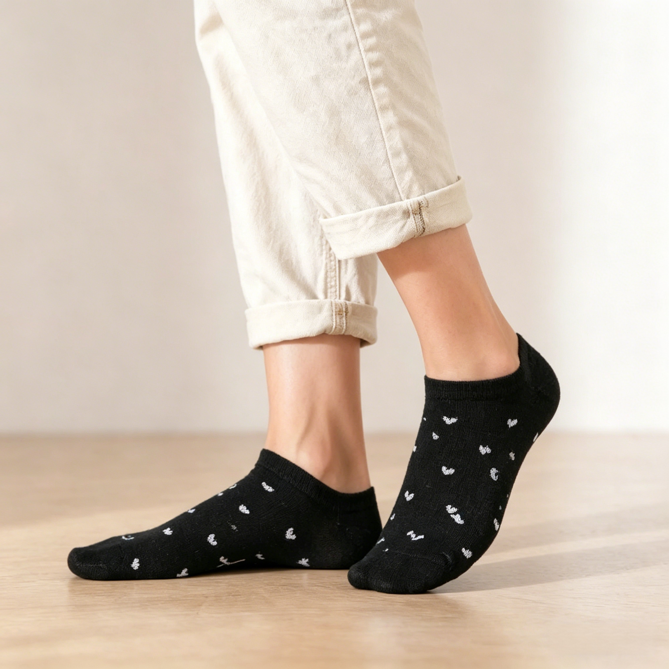 Chaussettes courtes unisexes assorties pour la famille, série noir-gris, imprimé à rayures en forme de cœur, décontractées, pour tous les jours, pour hommes et femmes, 5/10 paires