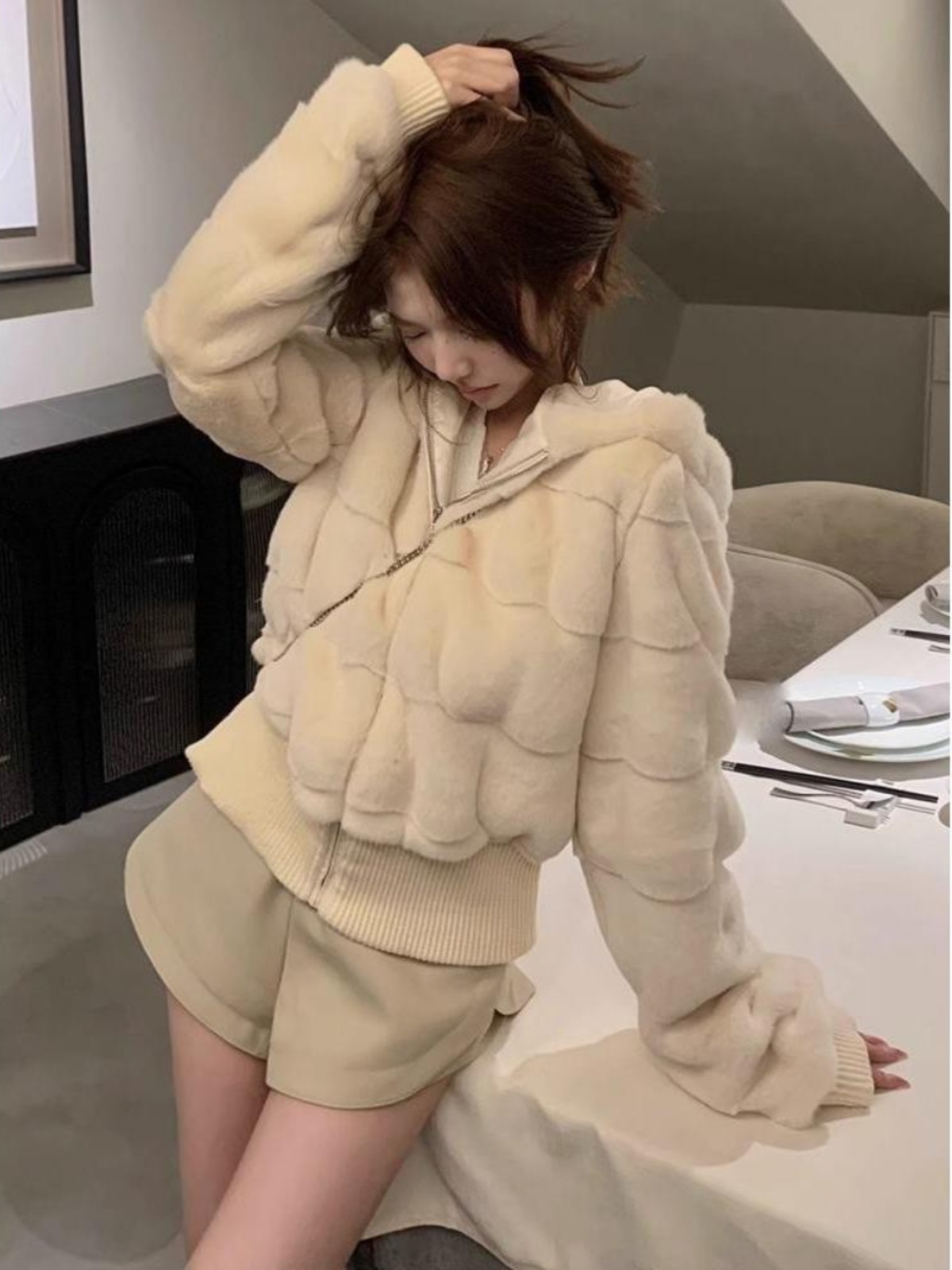 Eco-Friendly ort Mink Fur Coat Women's Winter 2024 Thiened Hooded Plu Outerwear Ladylike Commute Sle Zipper Closure