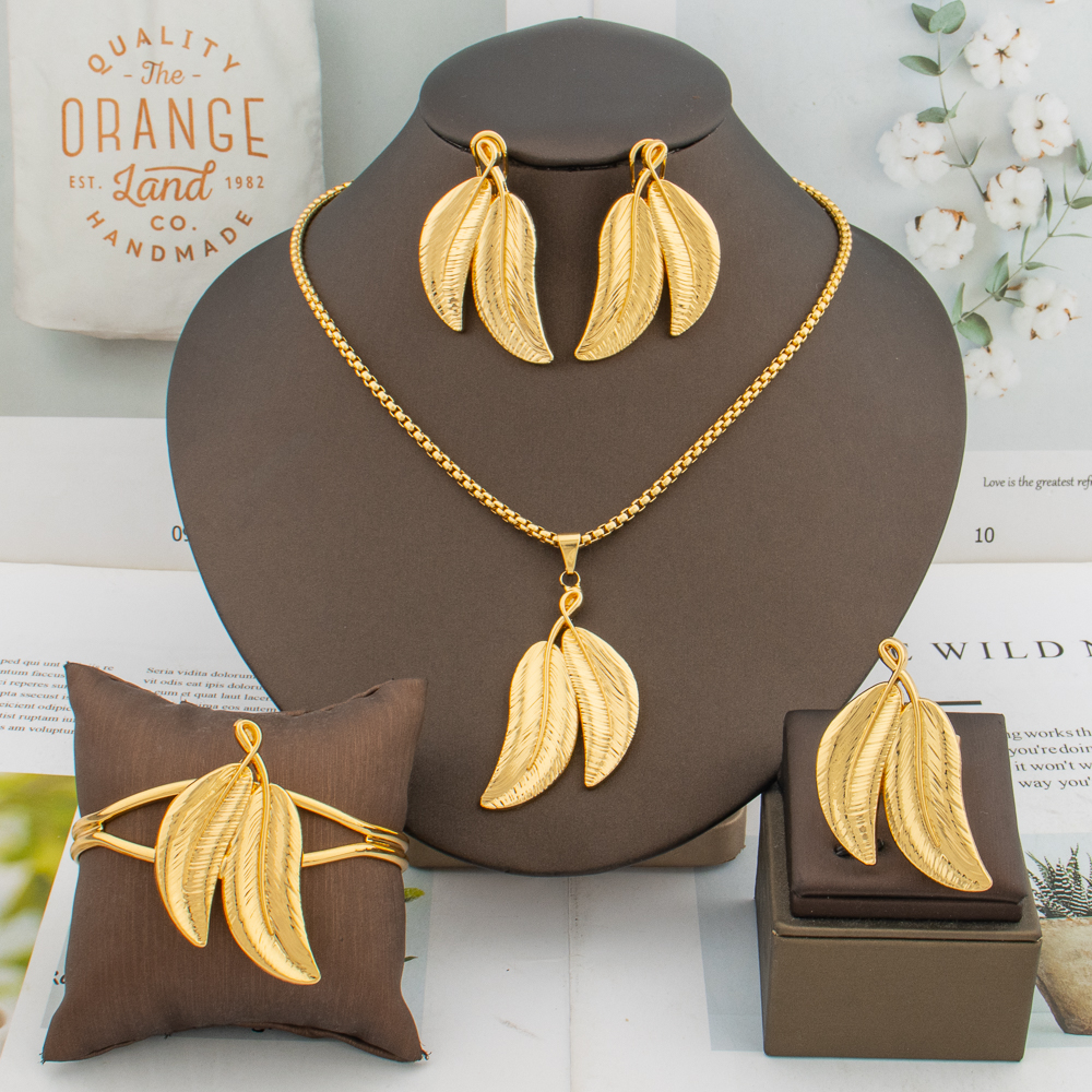 Dubai Petal Earrings Design Luxury Gold Color Jewelry Set Elegant Women African Trend Bangle Necklace Ring Wedding Party Gift