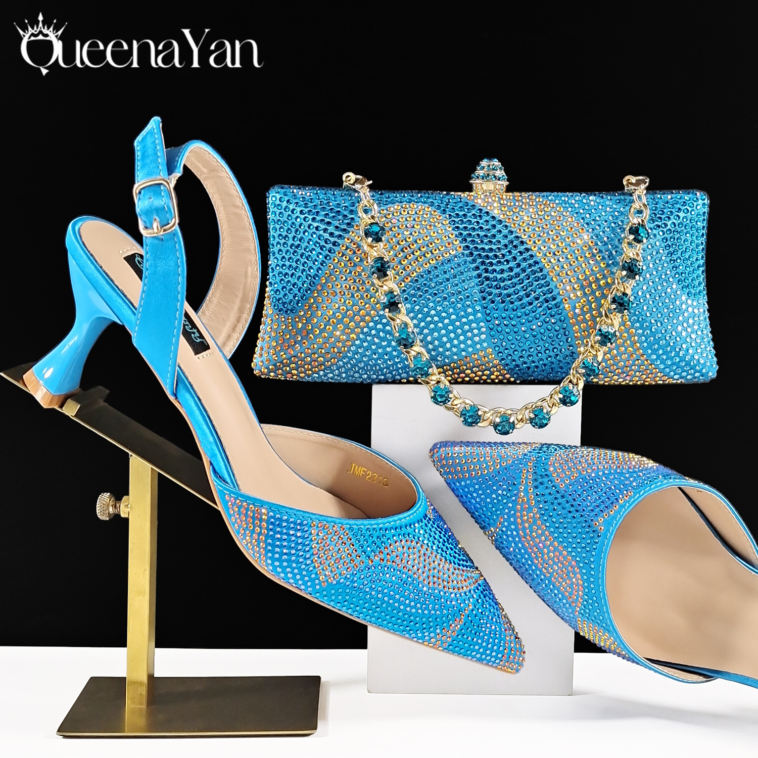 Élégance Festive : Chaussures et Sacs Tendance en Stock pour Femmes d'Affaires en Europe et en Amérique, Idéals pour les Occasions Spéciales