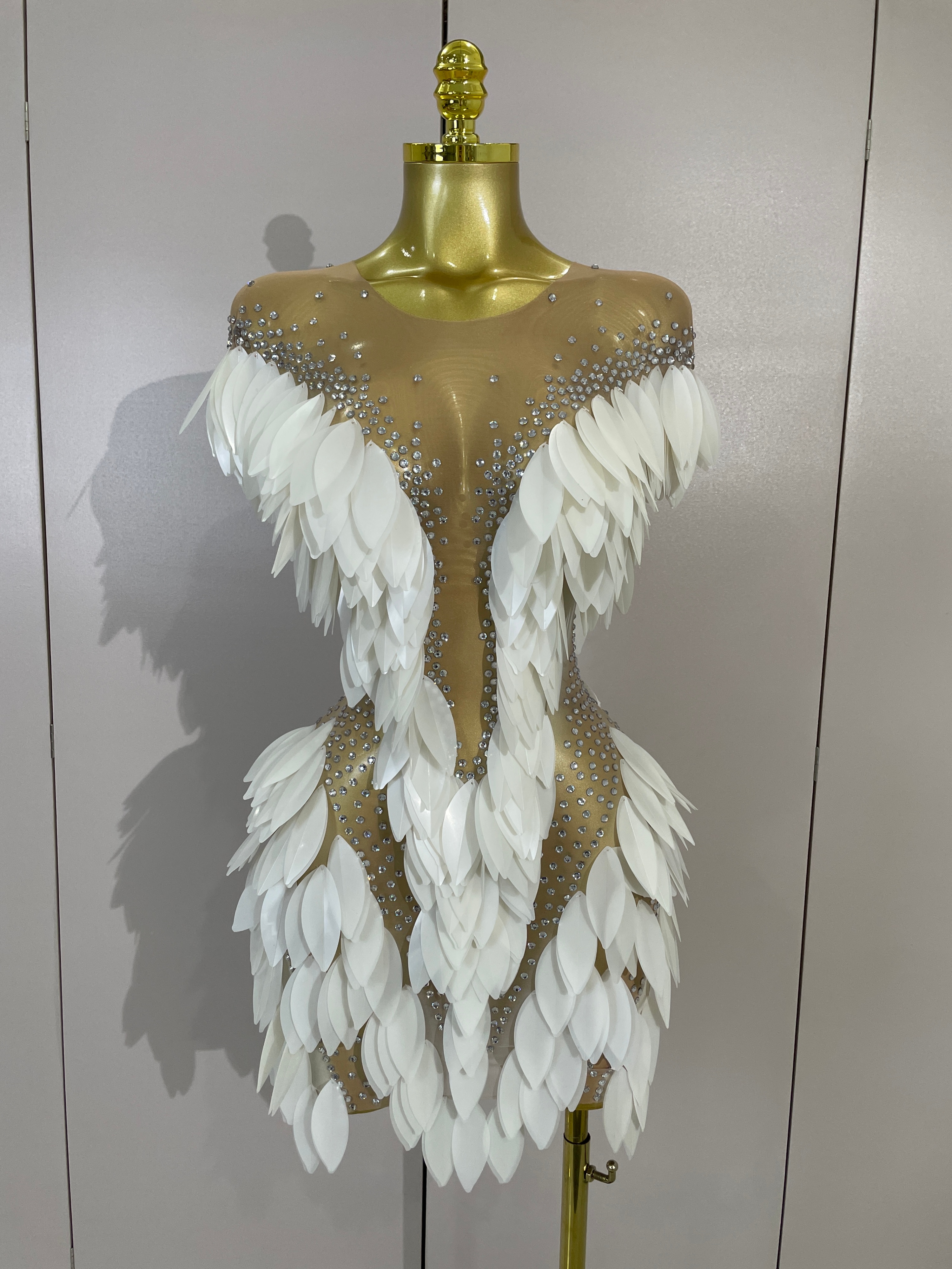Elegant Sparkly Diamonds Pearl Mesh Stretch Mini Dress Women Evening Party Birthday Wedding Gown Photo Shoot Sexy Stage Outfit