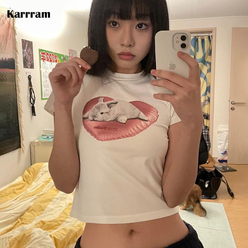 Karrram Coreano Moda Coelho Imprimir Top Colheita Kpop Kawaii T-shirt de Manga Curta Fairycore Bonito Coelho Camiseta Doce Streetwear