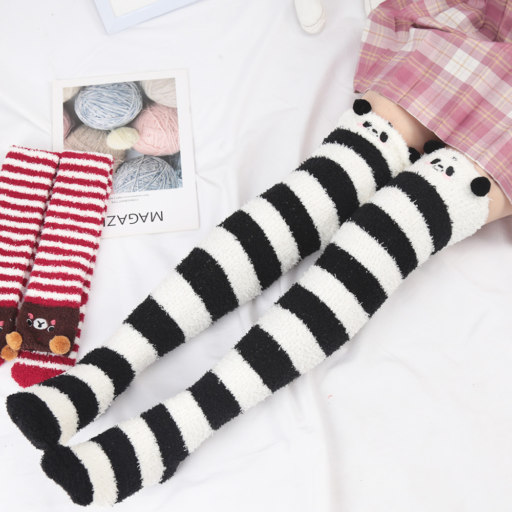 Chaussettes d'hiver chaudes en molleton de corail doux pour filles et femmes, bas d'animaux de dessin animé mignons, rayés, confortables, cuisses hautes, cadeau de noël