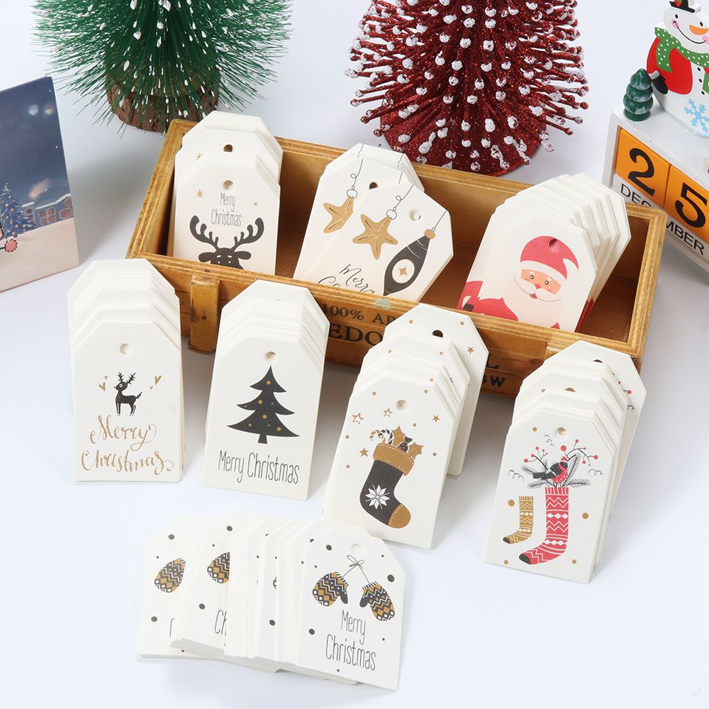 50 STKS DIY Kraft Tags Vrolijk Kerstfeest Etiketten Cadeaupapier Hang Tags Kerstman Papieren Kaarten Kerst Feestartikelen