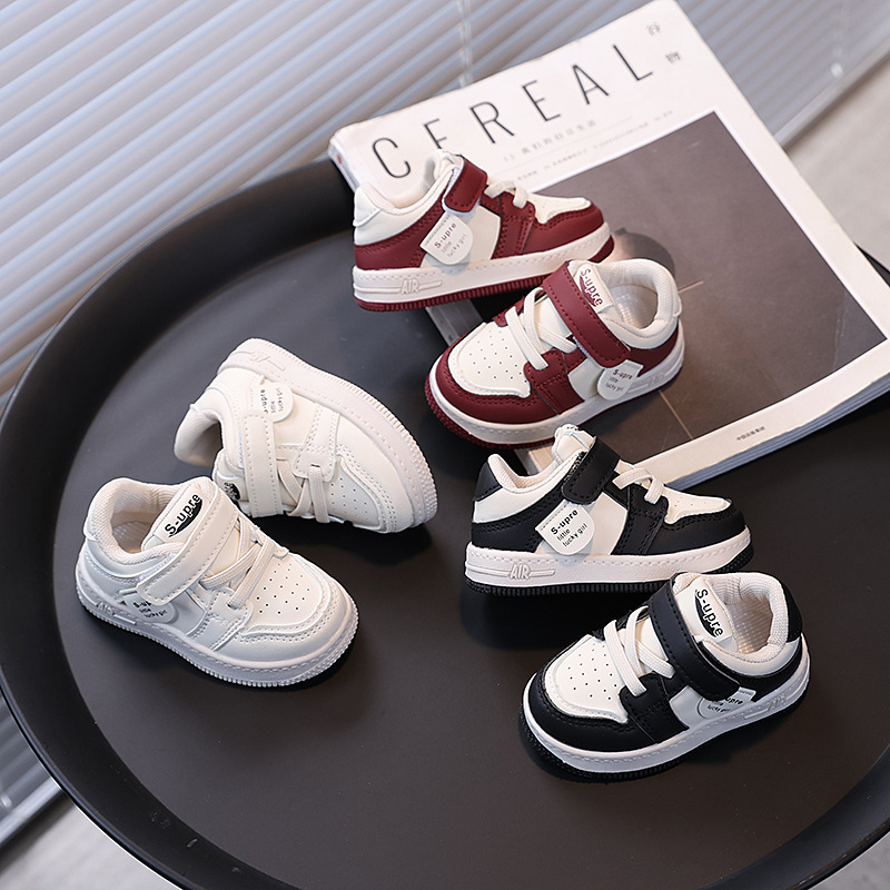 2026 New Toddler Baby Kids Fashion Design Walking Shoes Sneakers White Non-slip Casual Shoes Boys Breathable Outdoor Board Shoes