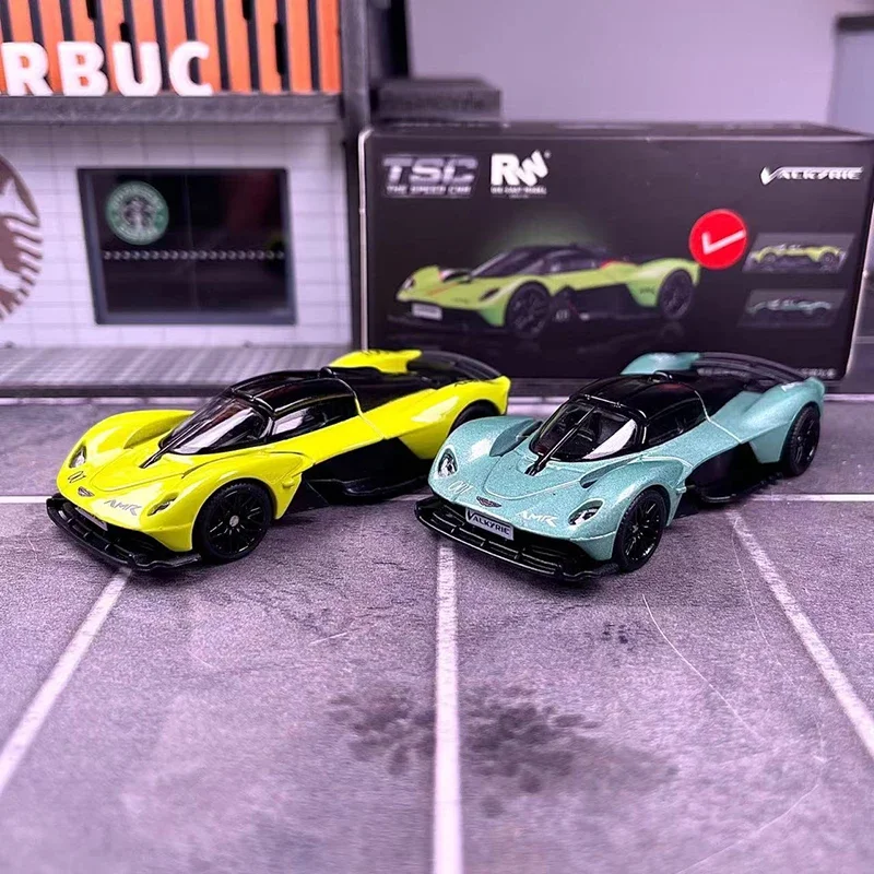 TSC 1/64 アストンマーティン ヴァルキリー車合金おもちゃ自動車ダイキャストメタルモデル子供のクリスマスギフトのおもちゃ男の子修正されたトロリー