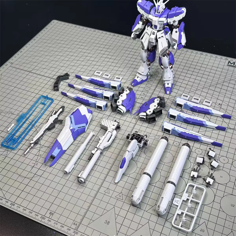 1/144 RG Hi-v Amro Mecha Model Kit Zhujiang merk met 3 speciale maskers Waterglijbaanstickers Voorgelakte onderdelen Montage Collectible