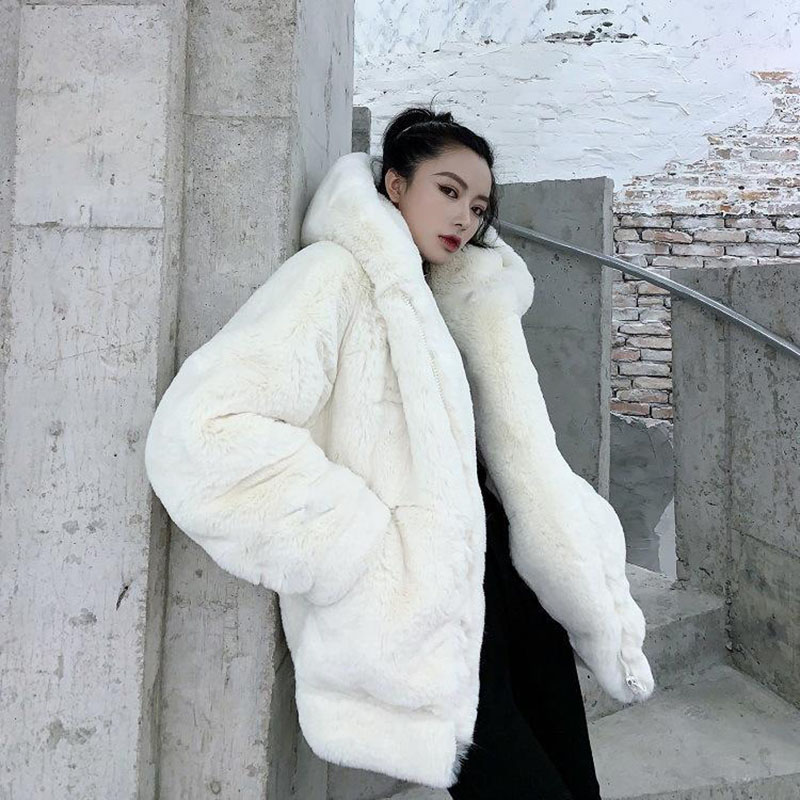 Casaco feminino com capuz de comprimento médio solto, imitação de cabelo de coelho, jaqueta de pelúcia grossa, moda coreana, novo, outono, inverno