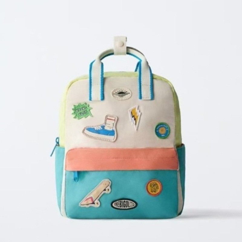 Neuer cooler Skateboard-Patch-Rucksack, Unisex, weich und leicht, Schultasche für Studenten mit großem Fassungsvermögen, stilvoller Freizeitrucksack