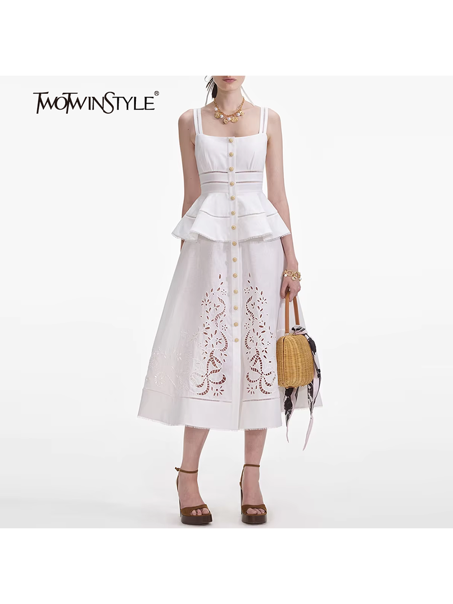 TWOTWINSTYLE Hol Elegante Set Voor Vrouwen Vierkante Kraag Mouwloos Vest Casual Rok Wit Tweedelige Sets Vrouwelijke Mode