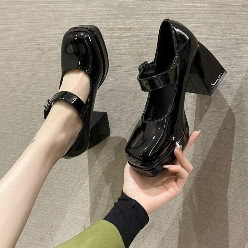 Senhora mary jane sapatos 2024 nova plataforma de dedo do pé quadrado feminino salto alto tamanho grande 35-44 saltos grossos bombas antiderrapantes