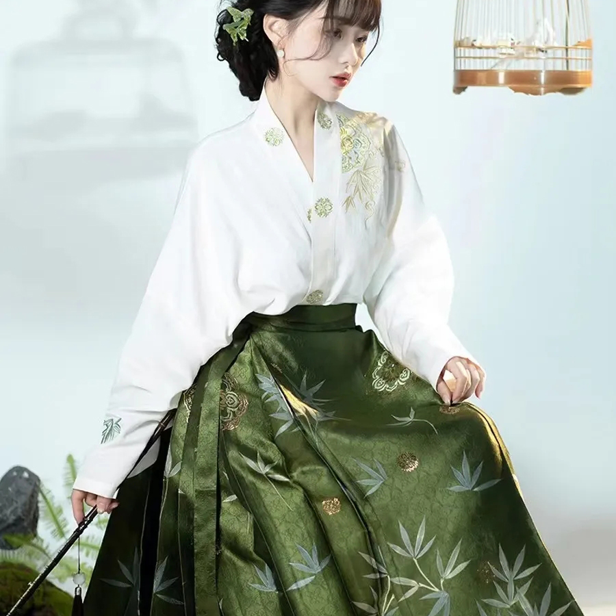Original Hanfu Rock im chinesischen Stil Kostüm Mamianqun Ming-Dynastie Weben Gold Pferd Gesicht Rock chinesisches Kleid Weste Rock
