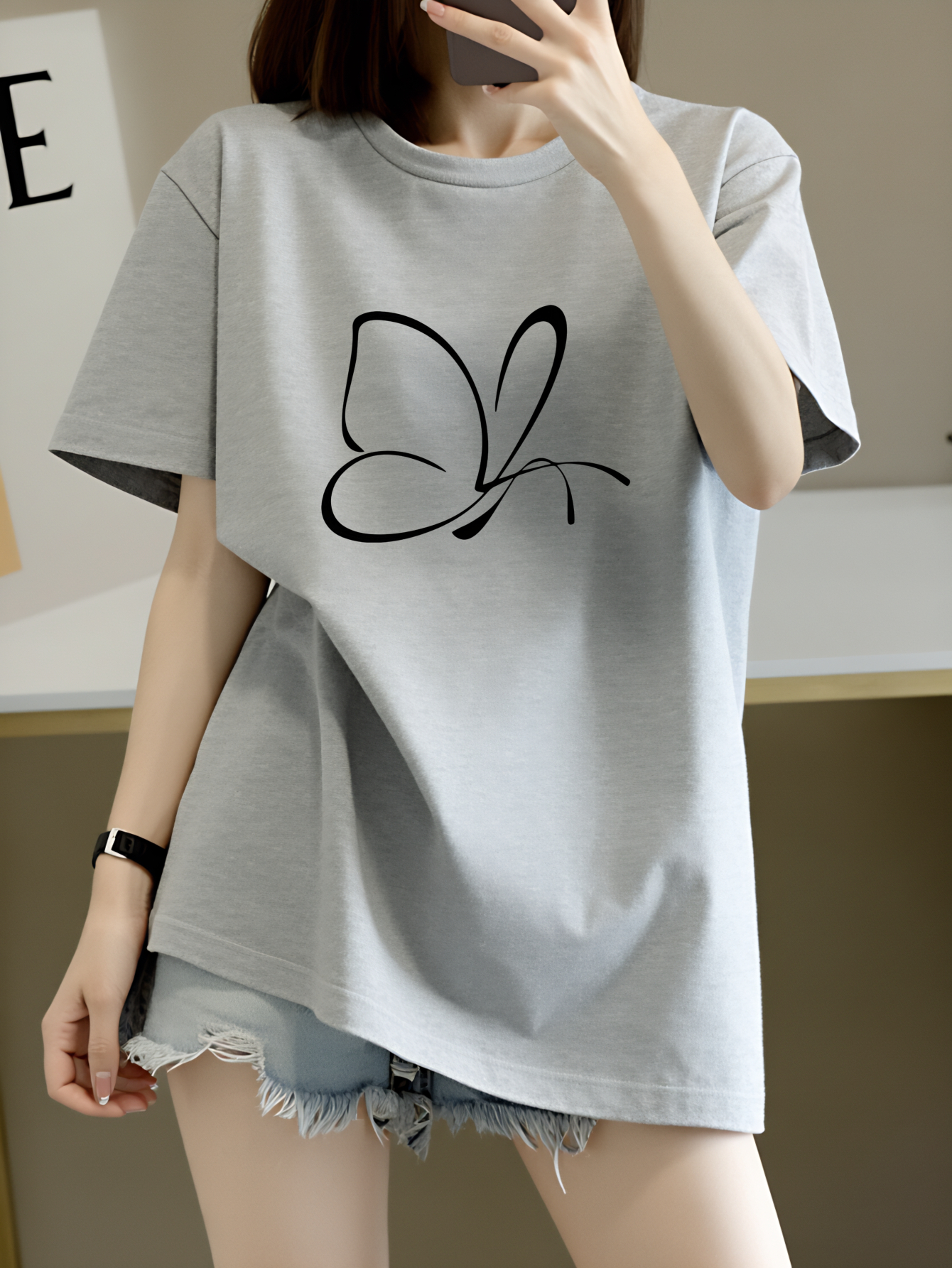 T-shirt da donna 2026 con stampa a farfalla, maniche casual, colori nero, bianco, rosso, grigio chiaro, grigio scuro, stile Harajuku estetico