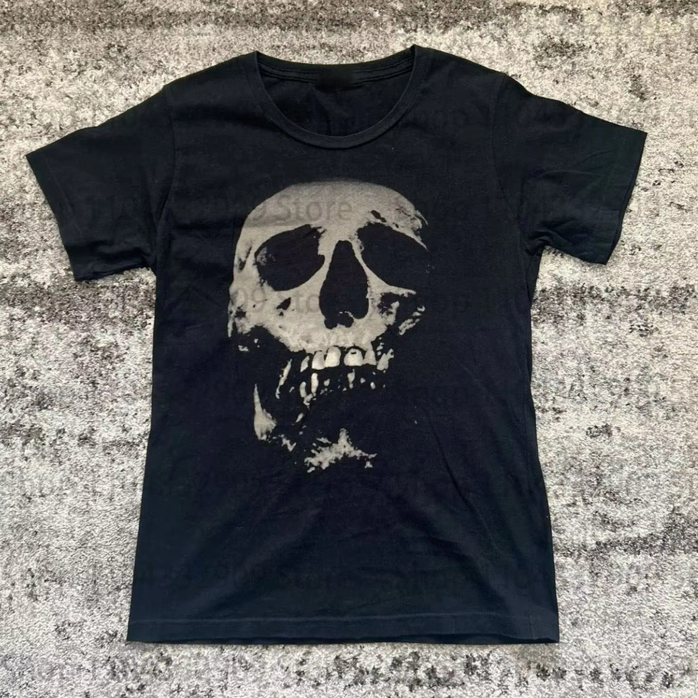 เสื้อยืดพิมพ์ลายดอกไม้ นุ่ม ระบายอากาศได้ดี สบายๆ ทรงโอเวอร์ไซส์ แขนยาว แฟชั่น ร็อค ฮิปฮอป อีโม สาวๆ สตรีทแวร์ ยูนิเซ็กส์
